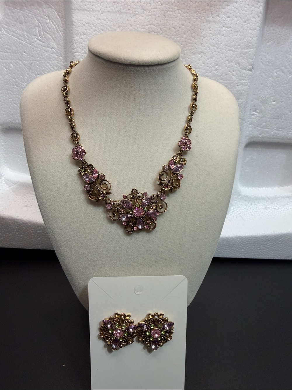 Vintage Avon Gold Tone Pink Marquise Rhinestone Necklace & Earrings Set